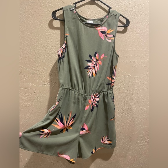 A New Day romper - Picture 3 of 5